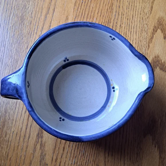 Pottery bowl with handle - Picture 5 of 5